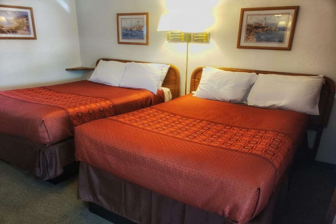 Yosemite Riverside Inn Гровленд Экстерьер фото