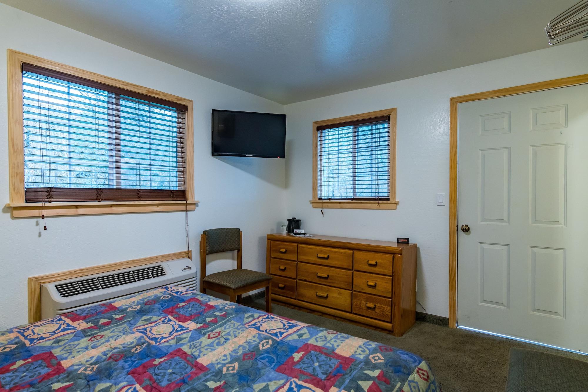 Yosemite Riverside Inn Гровленд Экстерьер фото