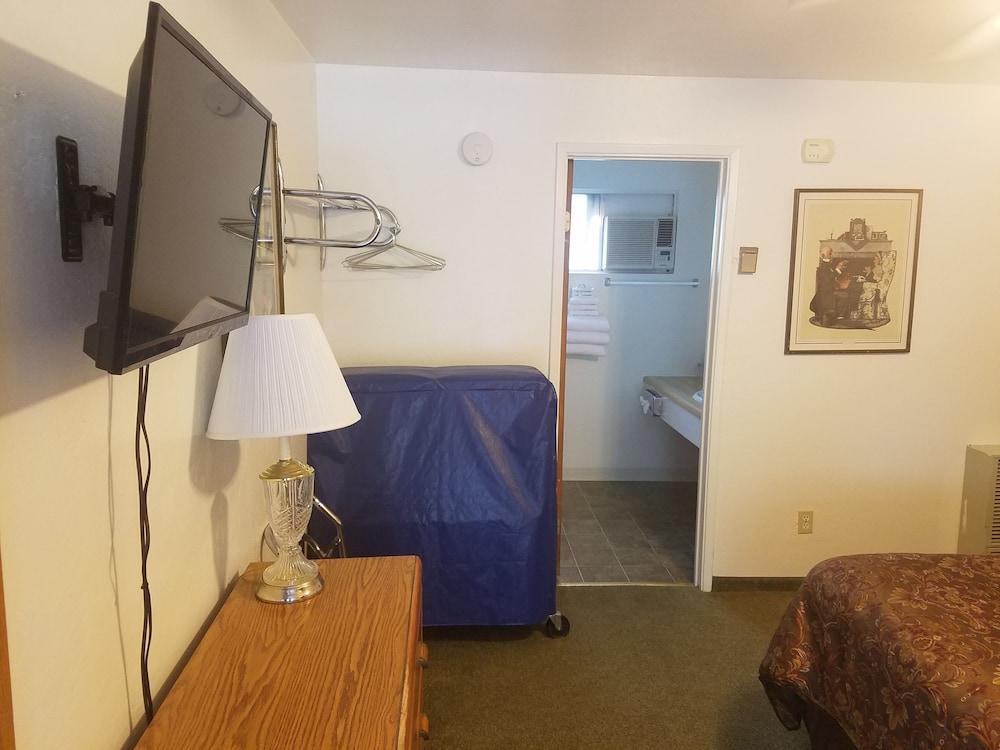 Yosemite Riverside Inn Гровленд Экстерьер фото