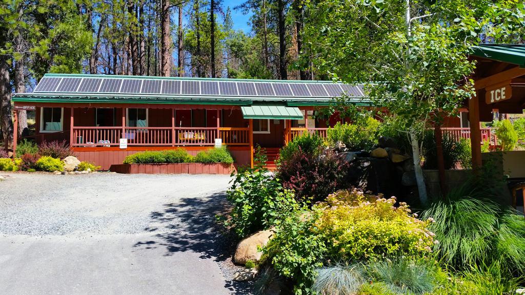 Yosemite Riverside Inn Гровленд Экстерьер фото